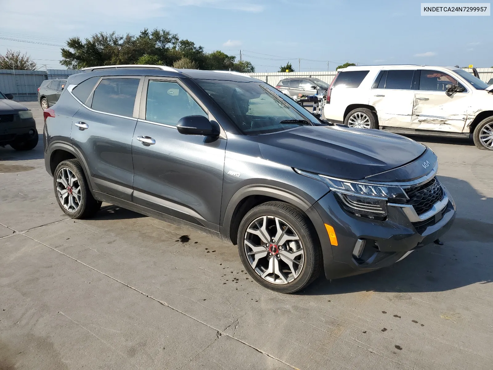 2022 Kia Seltos Sx VIN: KNDETCA24N7299957 Lot: 68601504