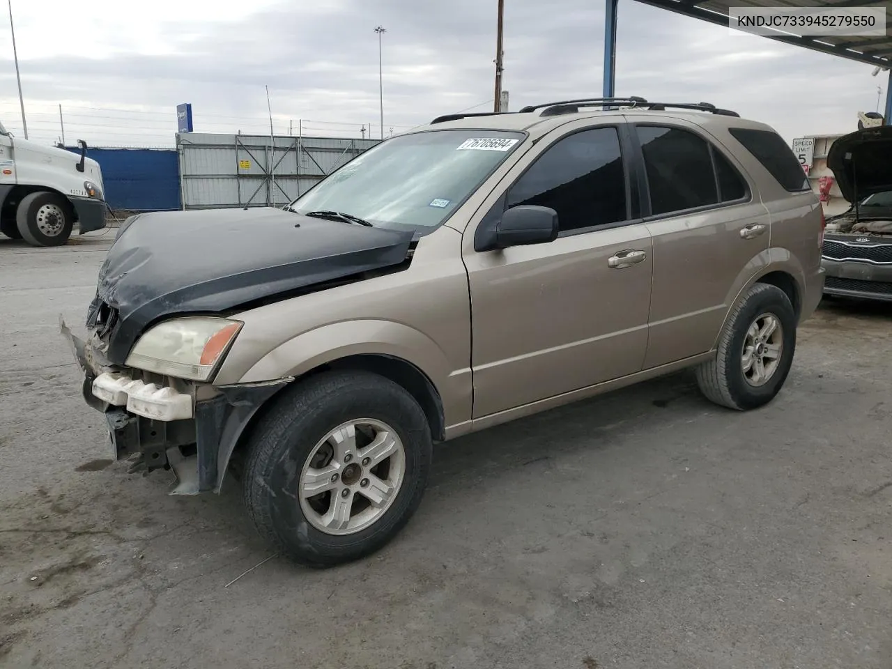 2004 Kia Sorento Ex VIN: KNDJC733945279550 Lot: 76705694