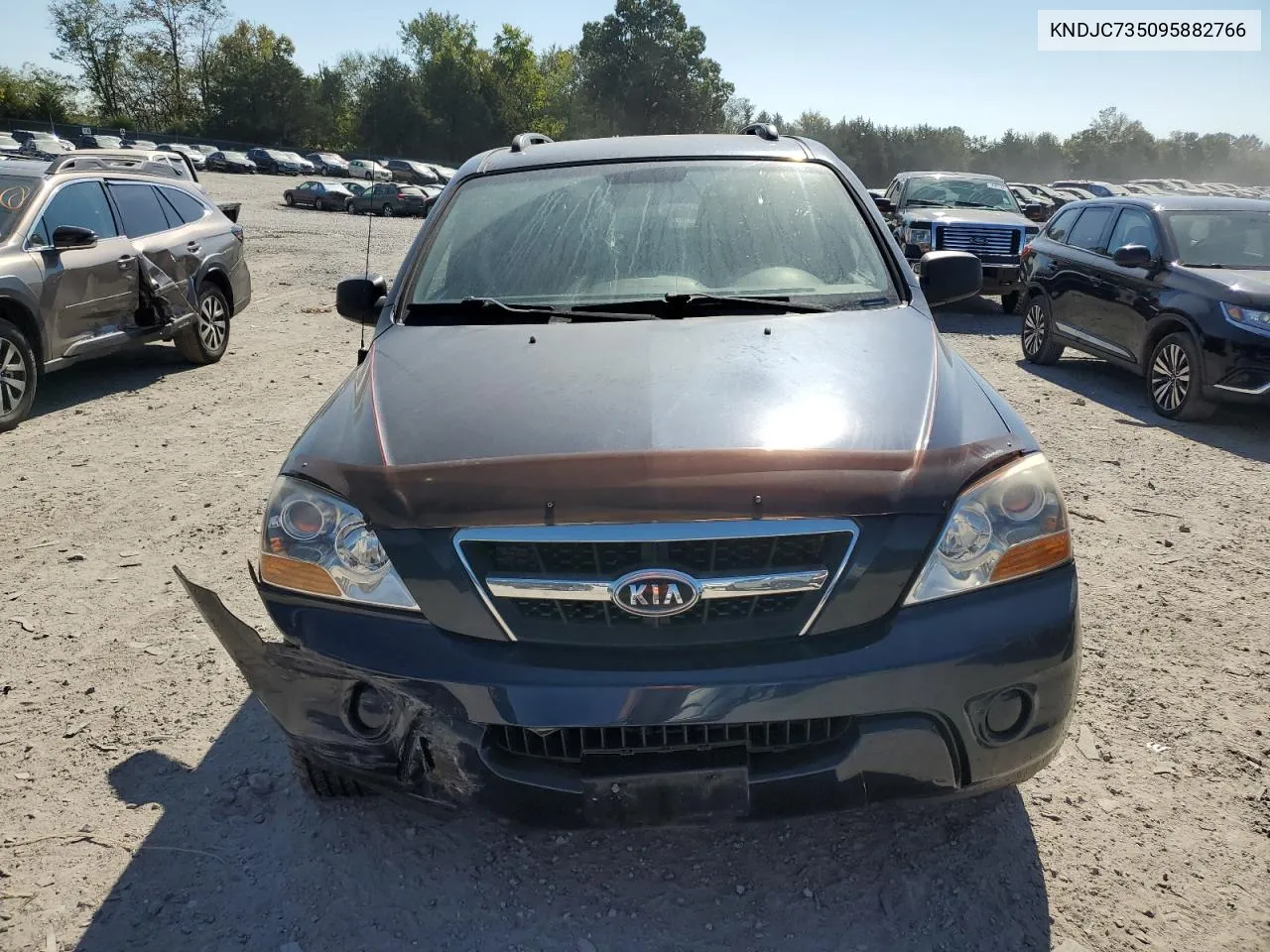 KNDJC735095882766 2009 Kia Sorento Lx