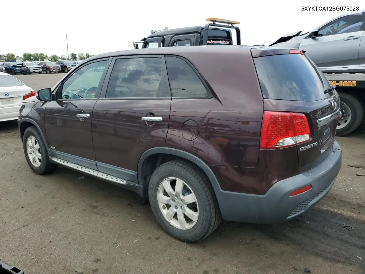 5XYKTCA12BG075028 2011 Kia Sorento Base