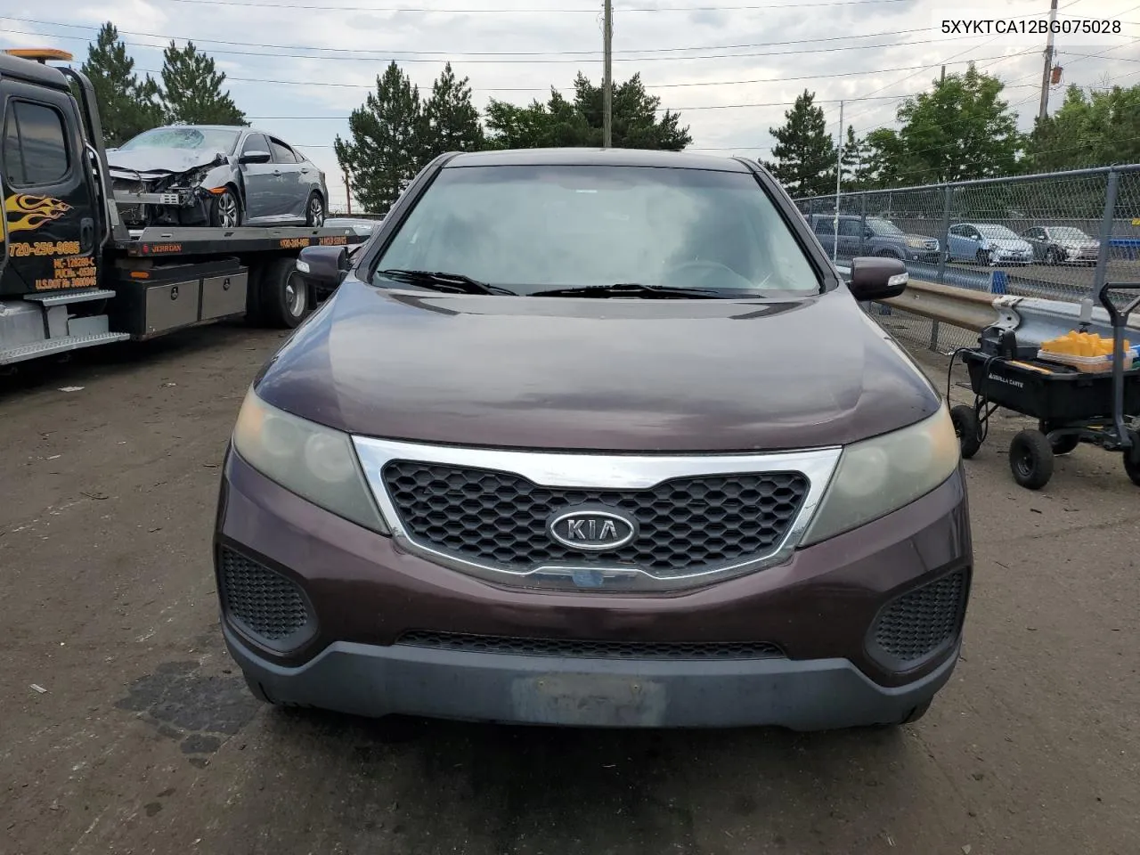 5XYKTCA12BG075028 2011 Kia Sorento Base