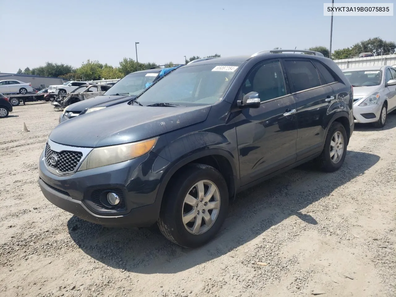 5XYKT3A19BG075835 2011 Kia Sorento Base