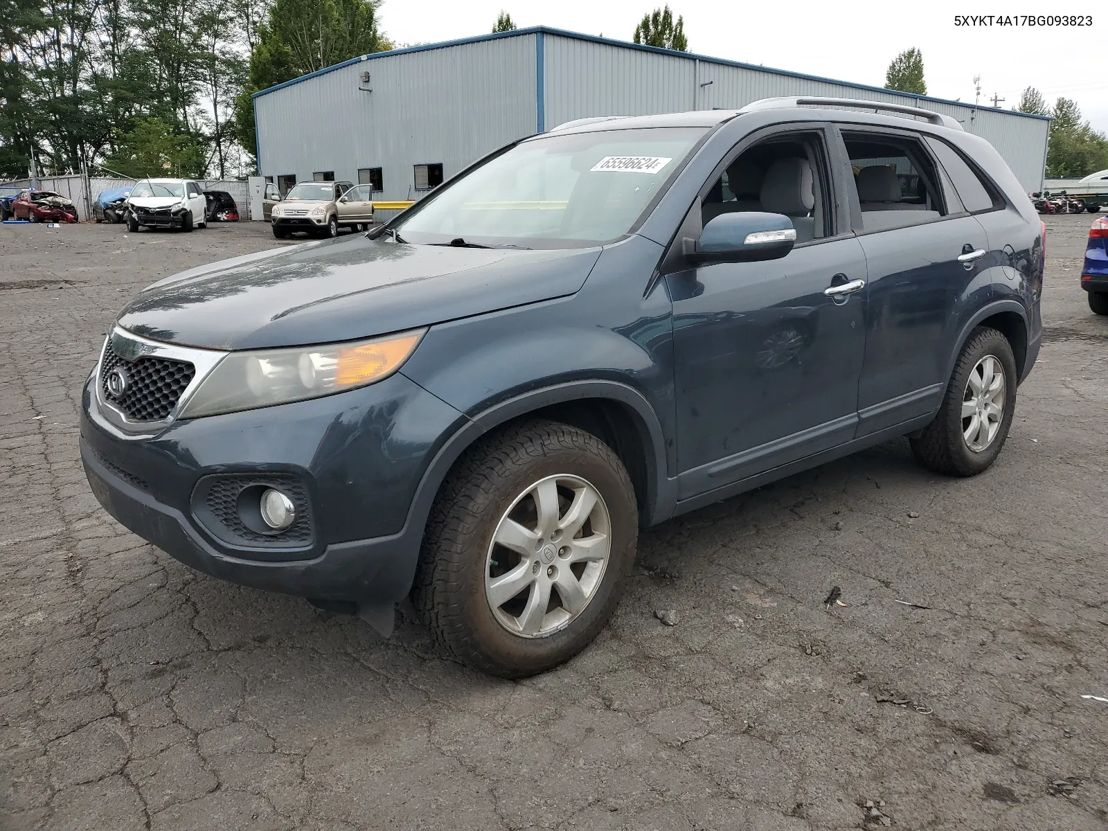 5XYKT4A17BG093823 2011 Kia Sorento Base