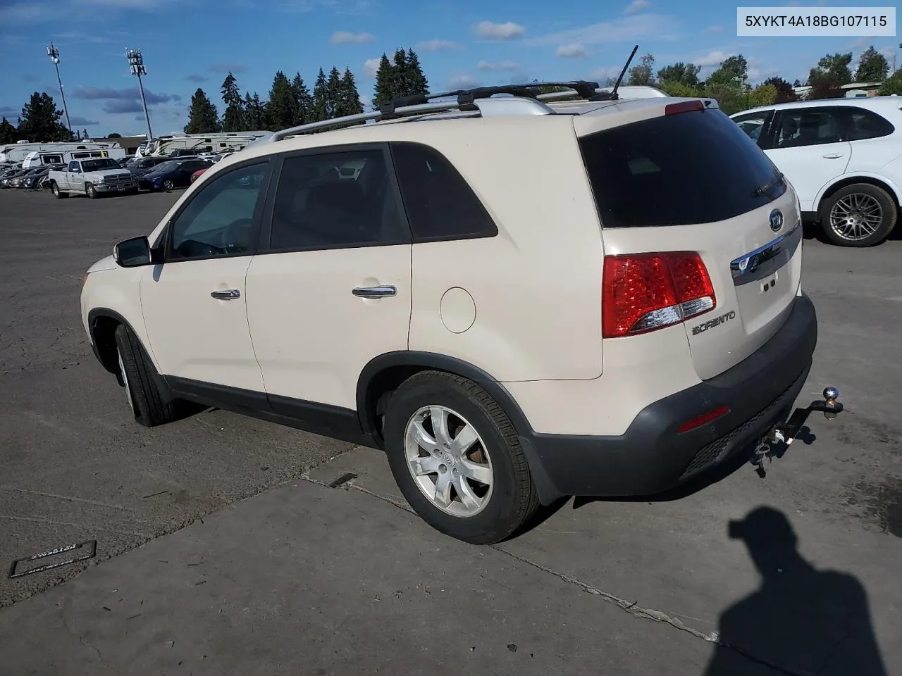 5XYKT4A18BG107115 2011 Kia Sorento Base