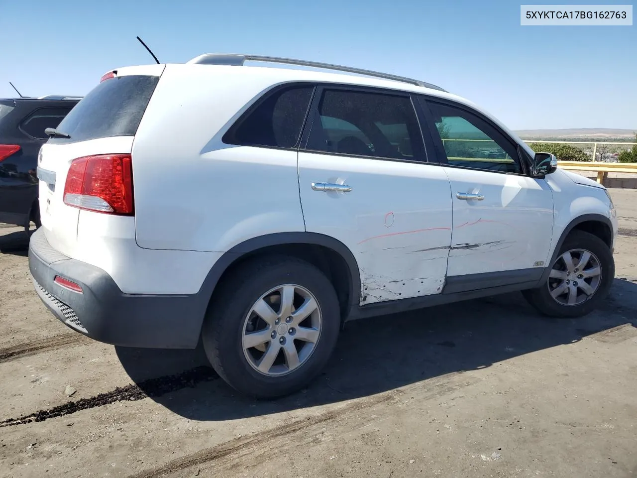 5XYKTCA17BG162763 2011 Kia Sorento Base