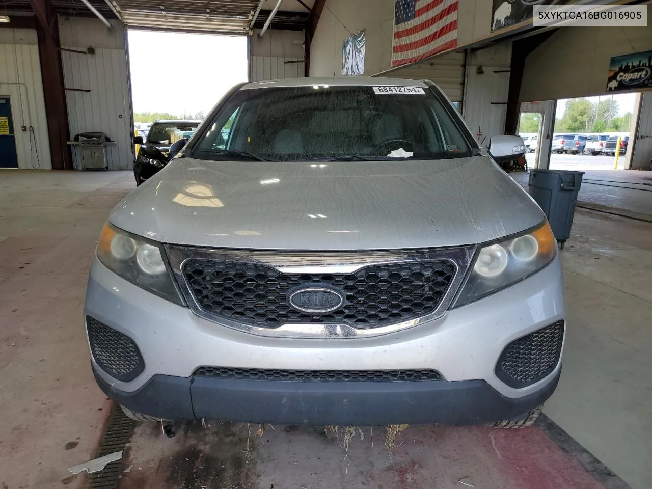 2011 Kia Sorento Base VIN: 5XYKTCA16BG016905 Lot: 68412754