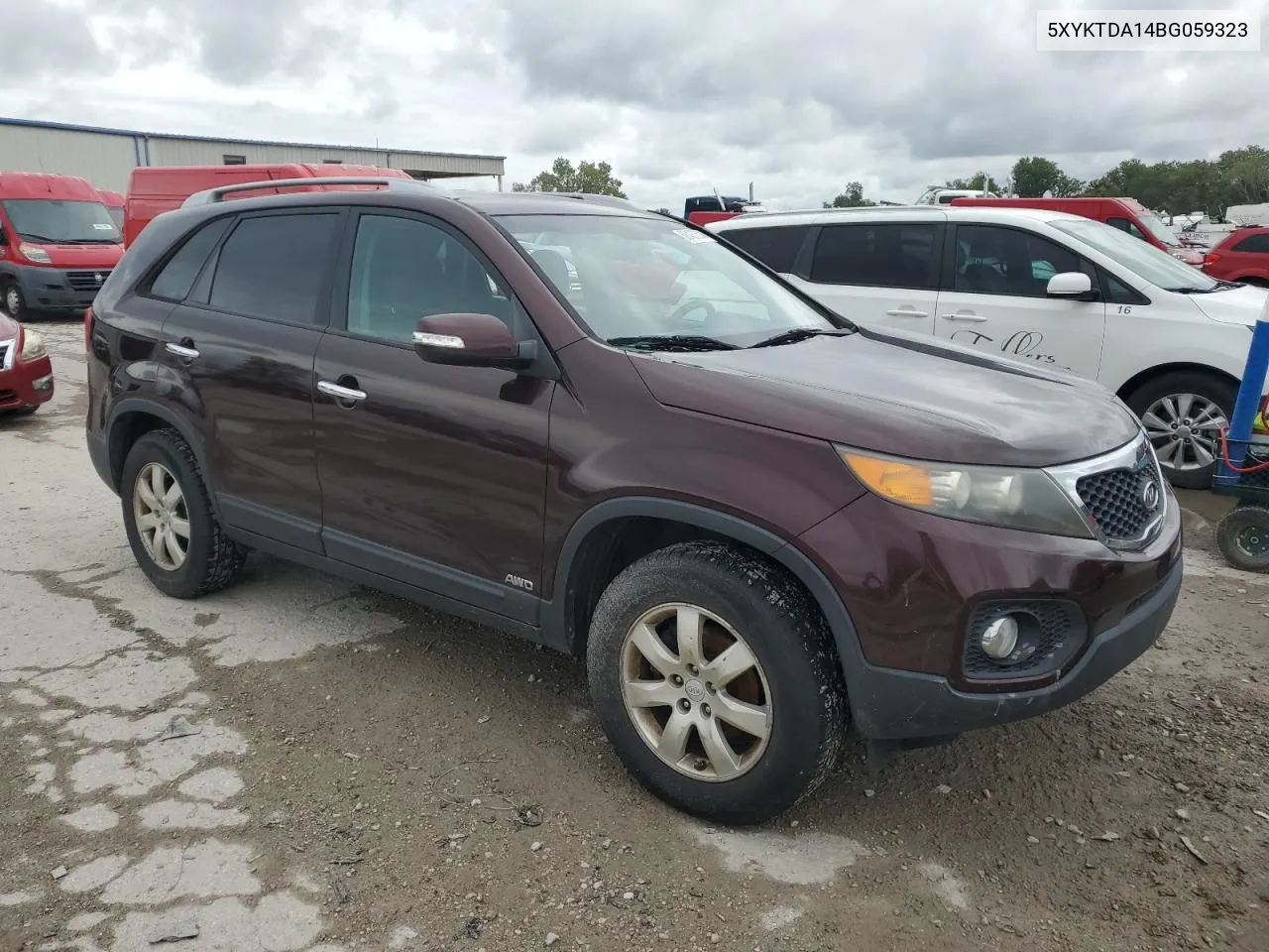 5XYKTDA14BG059323 2011 Kia Sorento Base