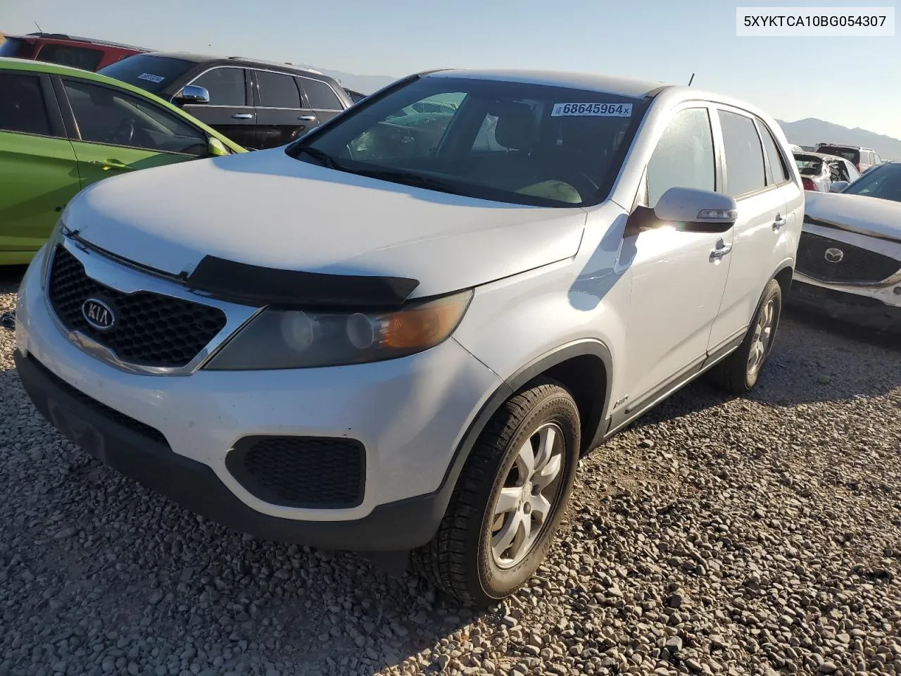 2011 Kia Sorento Base VIN: 5XYKTCA10BG054307 Lot: 68645964