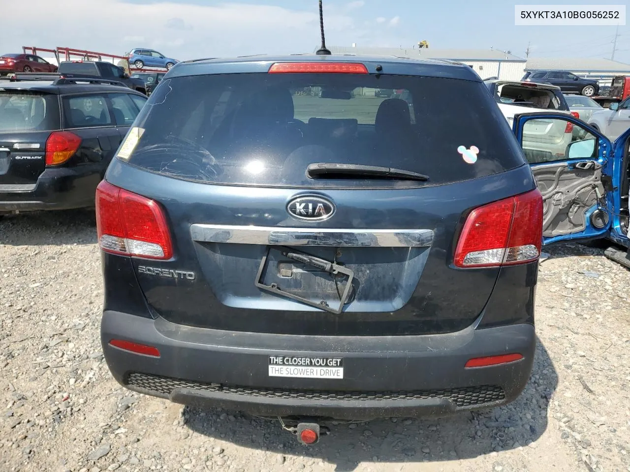 5XYKT3A10BG056252 2011 Kia Sorento Base