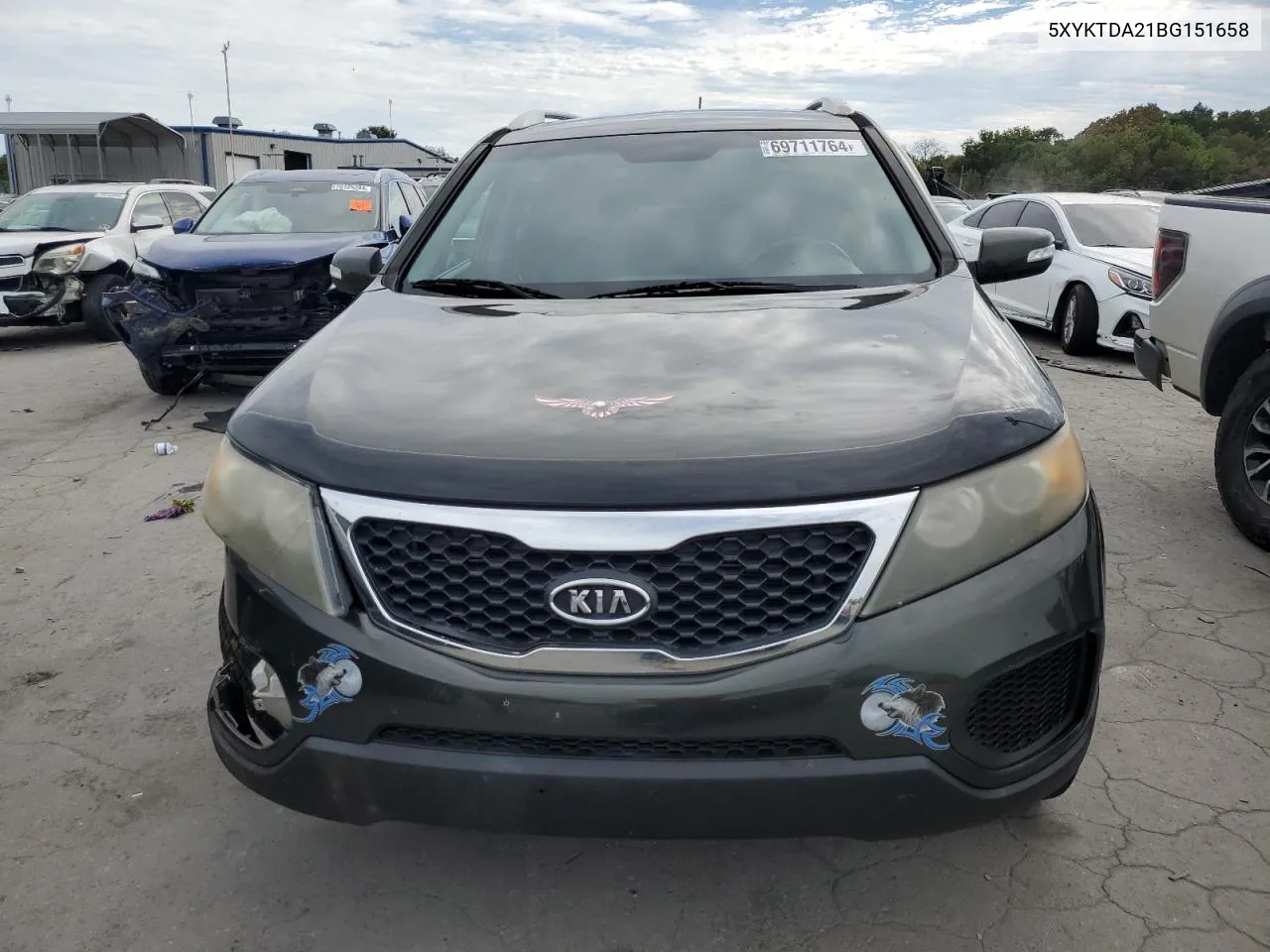 2011 Kia Sorento Base VIN: 5XYKTDA21BG151658 Lot: 69711764