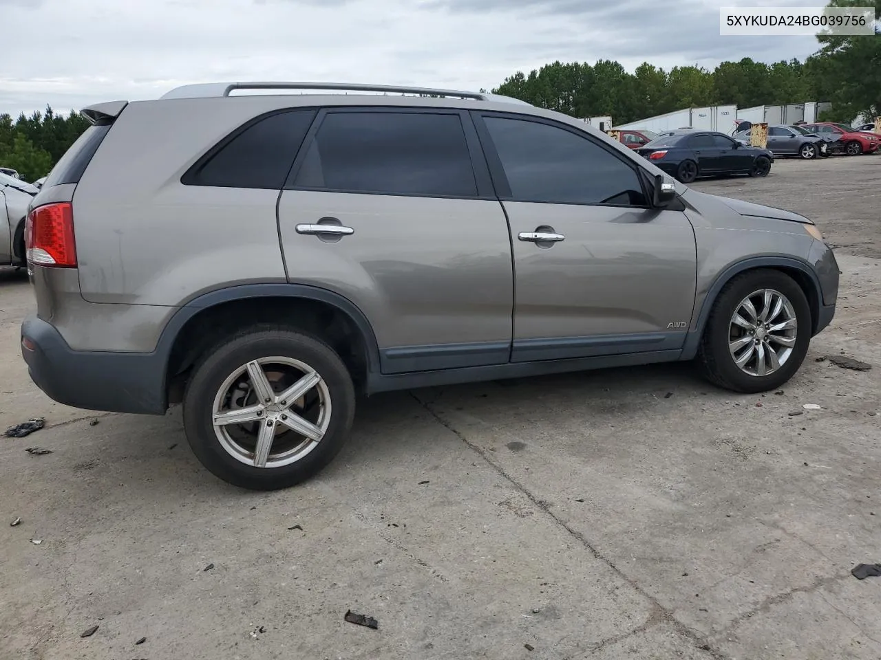 2011 Kia Sorento Ex VIN: 5XYKUDA24BG039756 Lot: 70444314