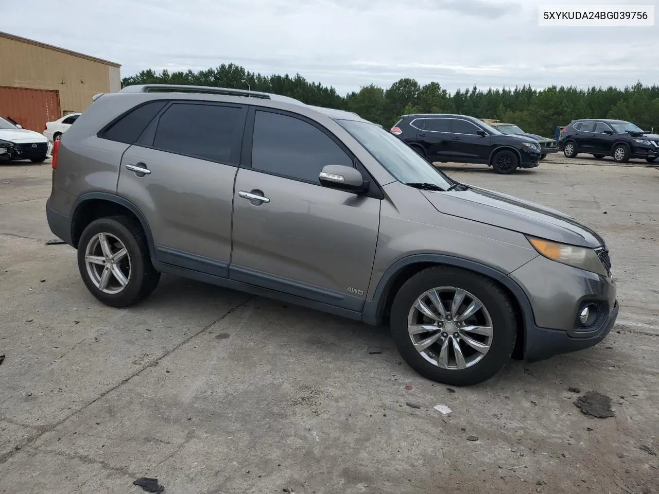 2011 Kia Sorento Ex VIN: 5XYKUDA24BG039756 Lot: 70444314