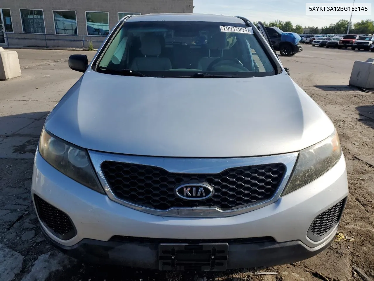 2011 Kia Sorento Base VIN: 5XYKT3A12BG153145 Lot: 70917094