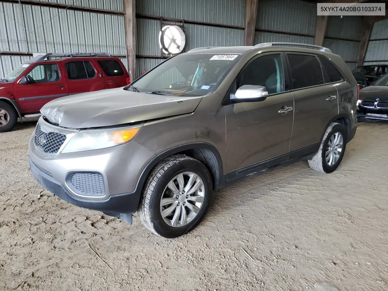 2011 Kia Sorento Base VIN: 5XYKT4A20BG103374 Lot: 71057564