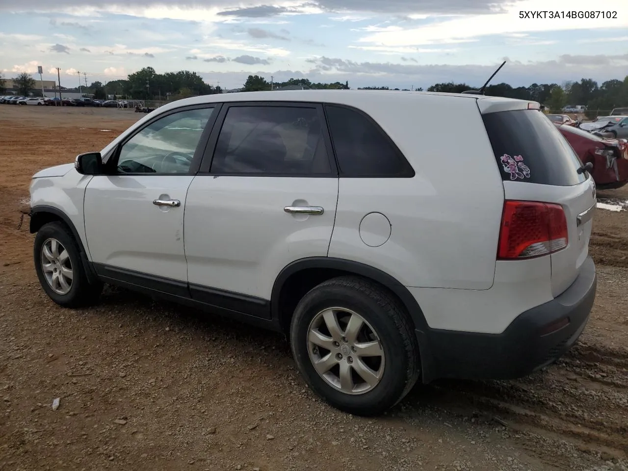 2011 Kia Sorento Base VIN: 5XYKT3A14BG087102 Lot: 71646314