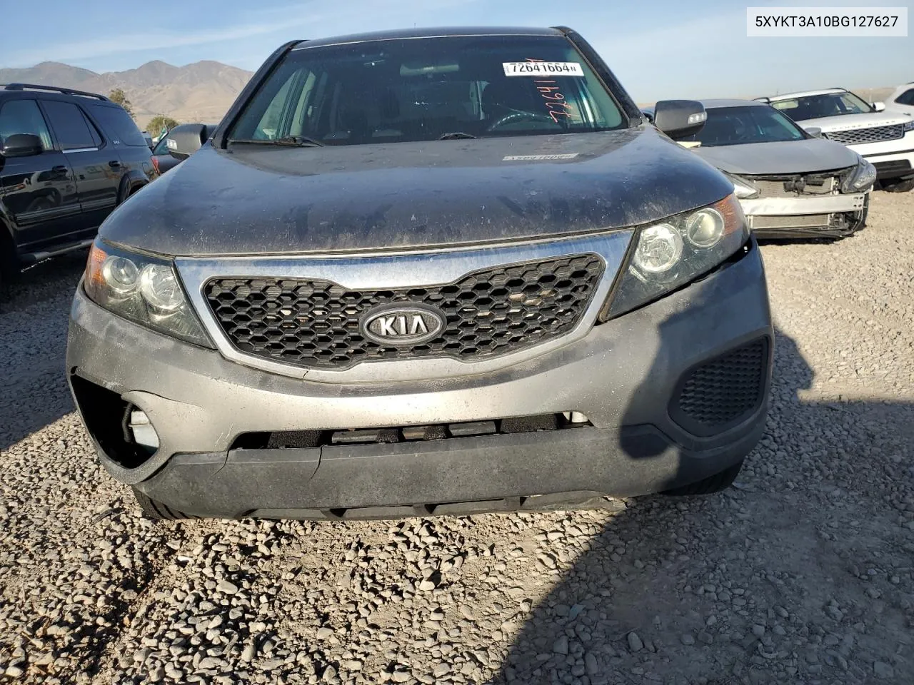 5XYKT3A10BG127627 2011 Kia Sorento Base