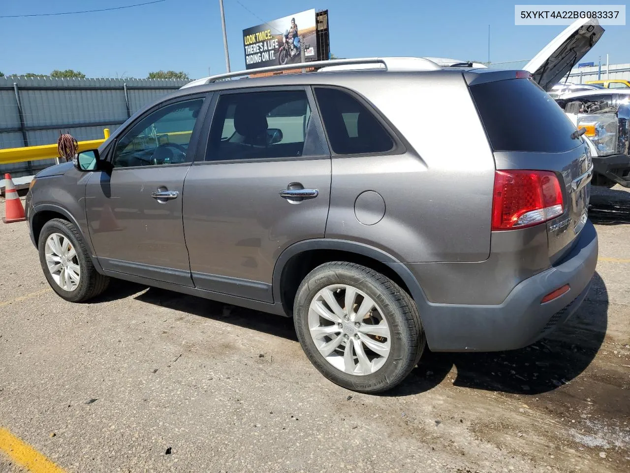 5XYKT4A22BG083337 2011 Kia Sorento Base