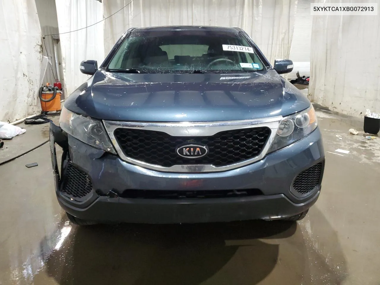 2011 Kia Sorento Base VIN: 5XYKTCA1XBG072913 Lot: 75313214