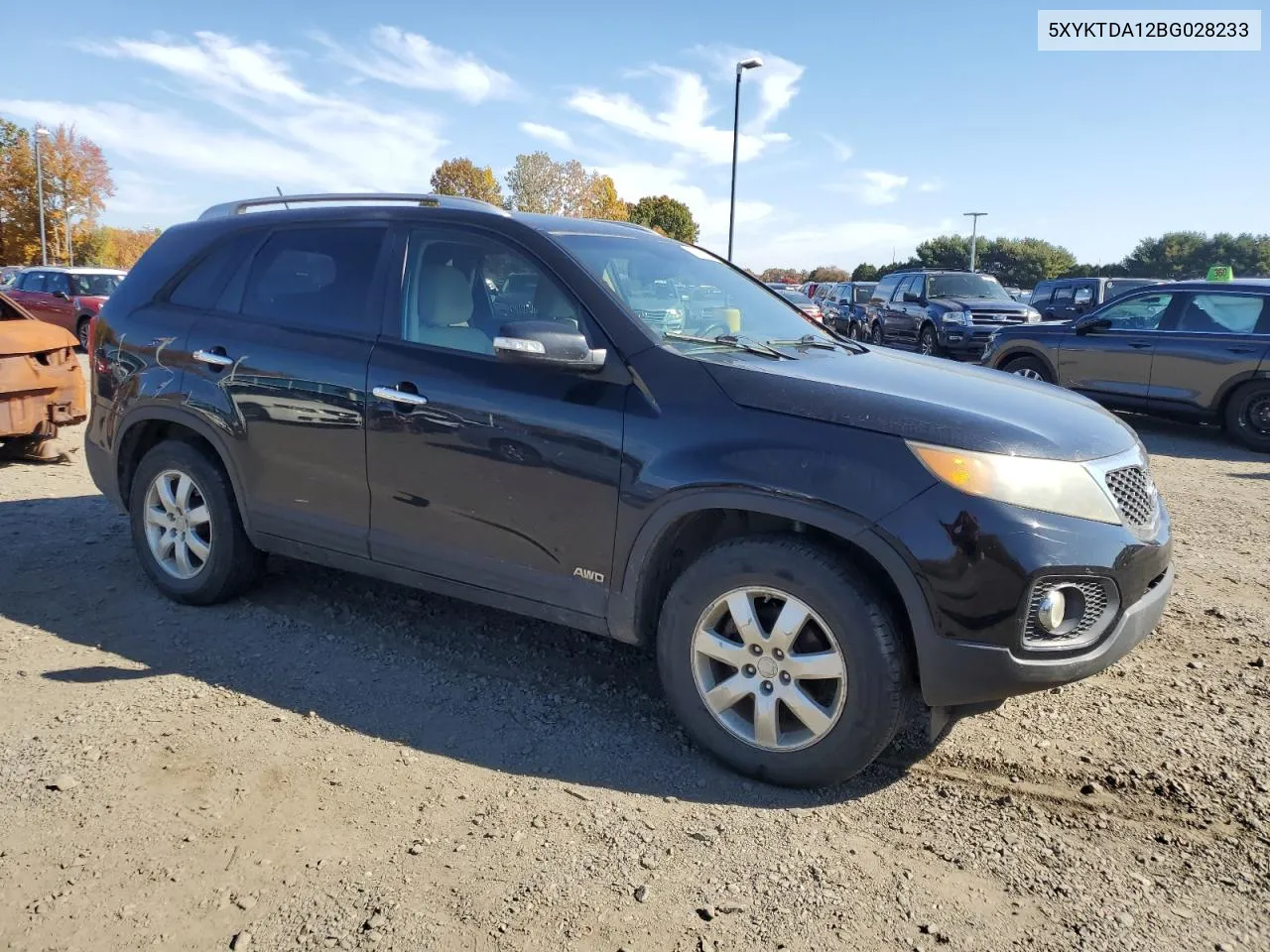 2011 Kia Sorento Base VIN: 5XYKTDA12BG028233 Lot: 77316124