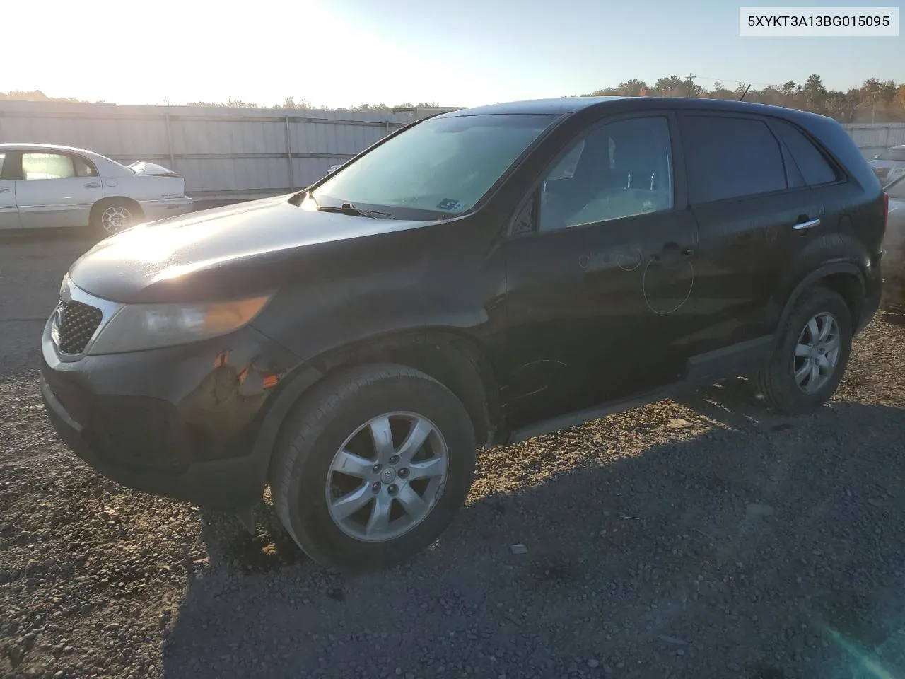 2011 Kia Sorento Base VIN: 5XYKT3A13BG015095 Lot: 77746524