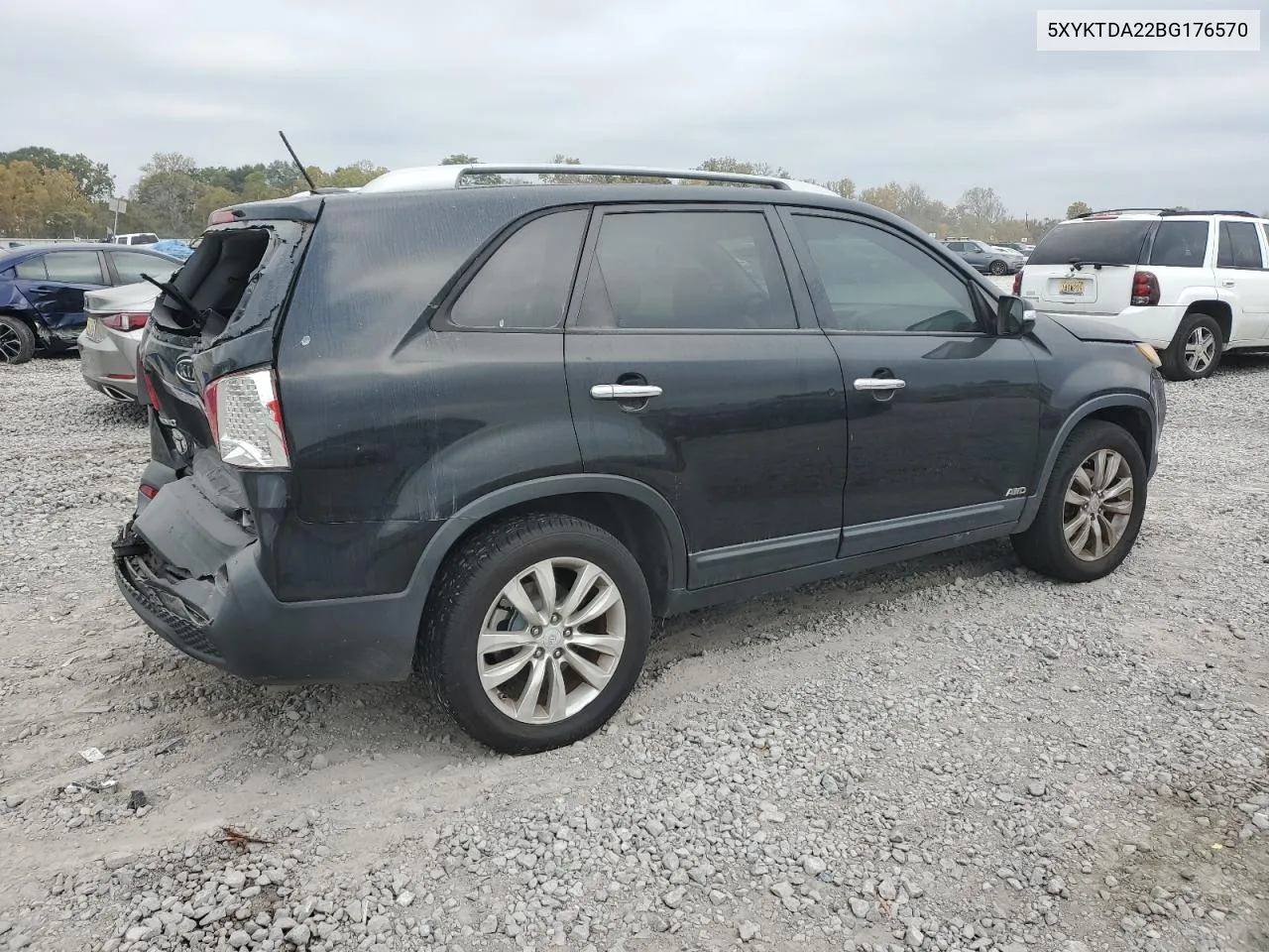 2011 Kia Sorento Base VIN: 5XYKTDA22BG176570 Lot: 78031724