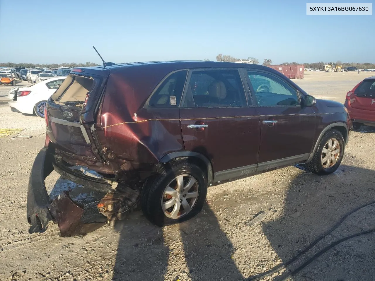 5XYKT3A16BG067630 2011 Kia Sorento Base