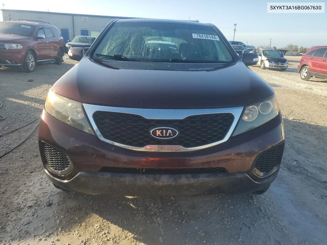 5XYKT3A16BG067630 2011 Kia Sorento Base