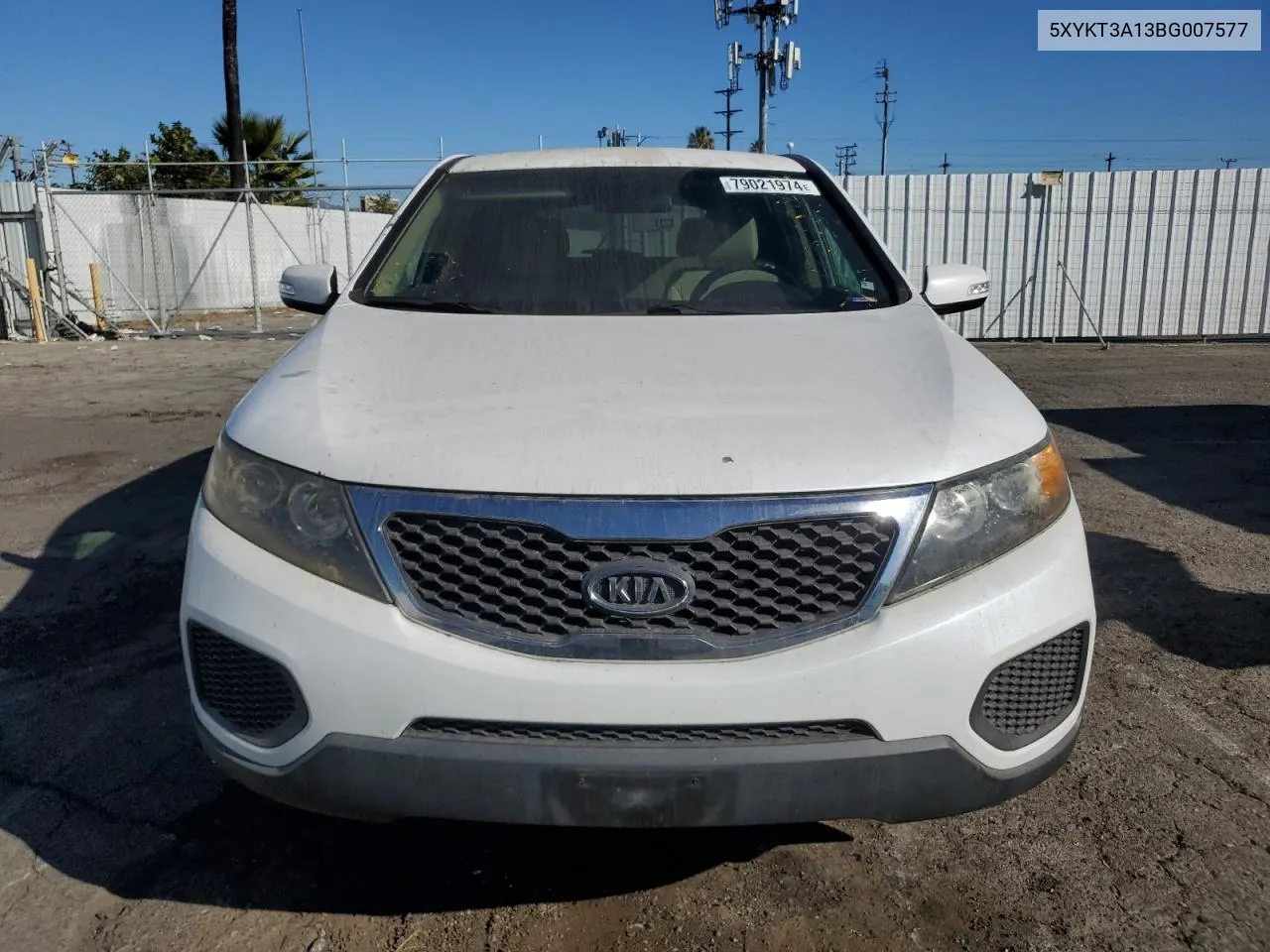 2011 Kia Sorento Base VIN: 5XYKT3A13BG007577 Lot: 79021974