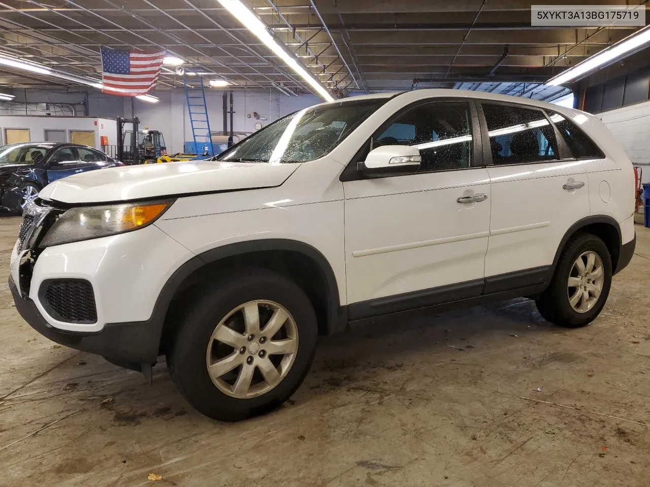 2011 Kia Sorento Base VIN: 5XYKT3A13BG175719 Lot: 79309054