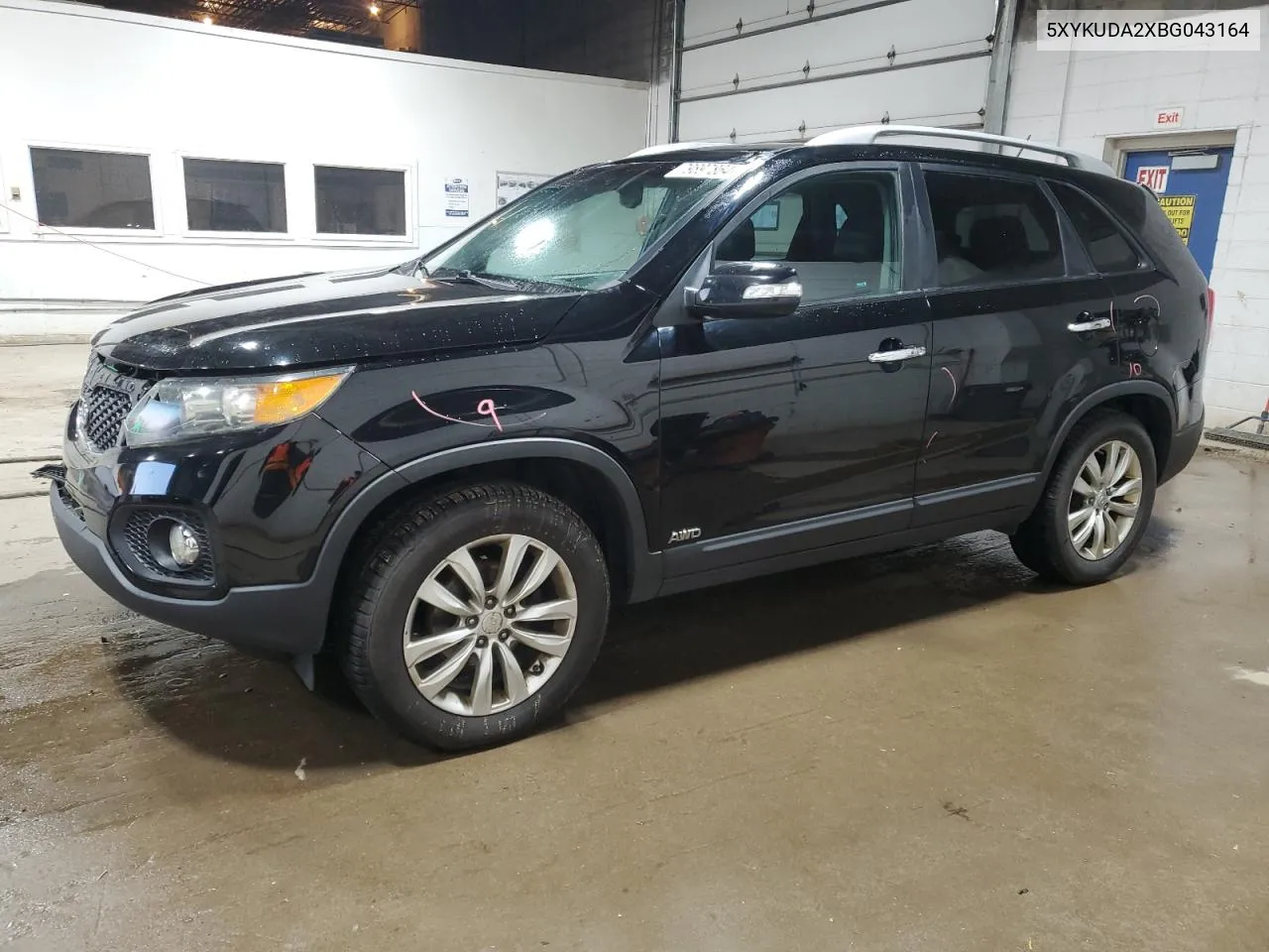 2011 Kia Sorento Ex VIN: 5XYKUDA2XBG043164 Lot: 79897864