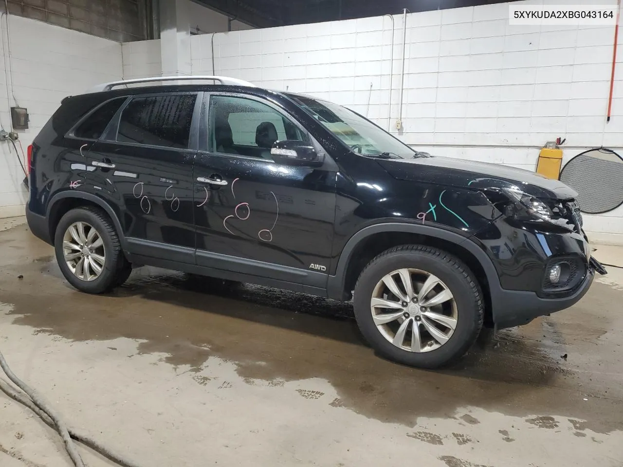 2011 Kia Sorento Ex VIN: 5XYKUDA2XBG043164 Lot: 79897864