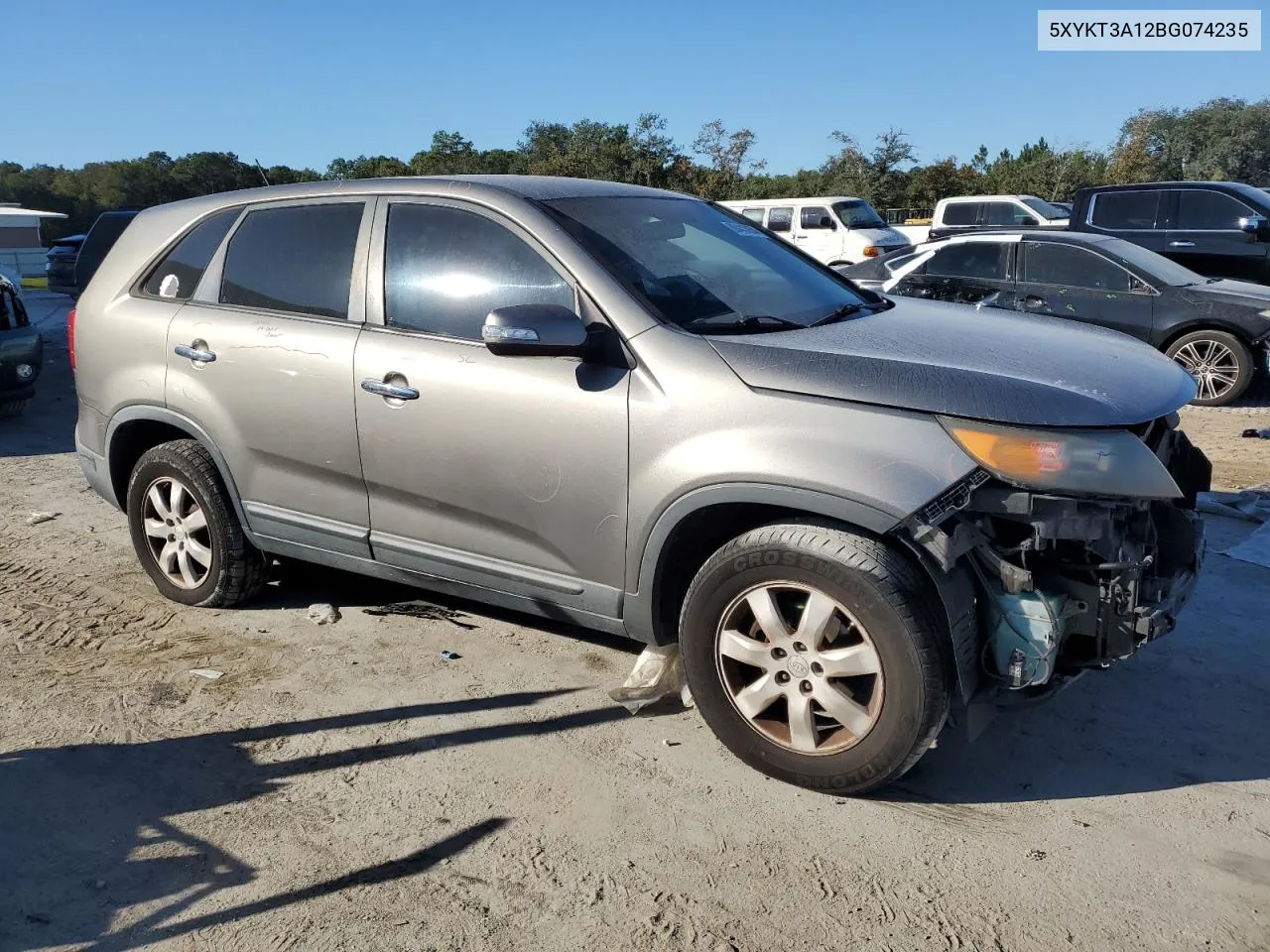 2011 Kia Sorento Base VIN: 5XYKT3A12BG074235 Lot: 80443854