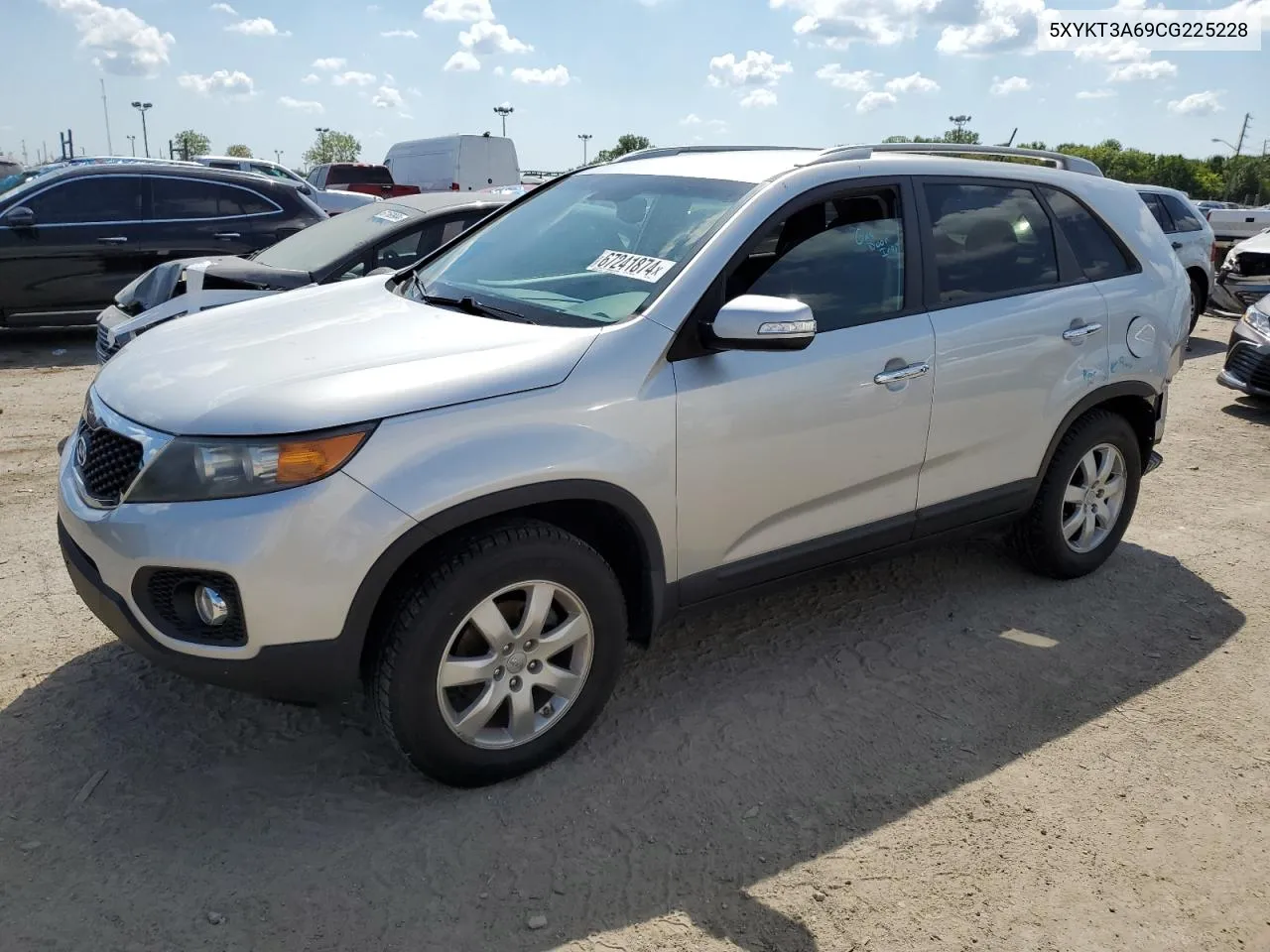 2012 Kia Sorento Base VIN: 5XYKT3A69CG225228 Lot: 67241874