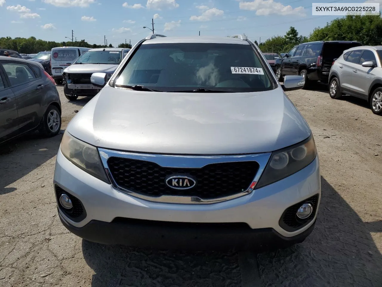 5XYKT3A69CG225228 2012 Kia Sorento Base