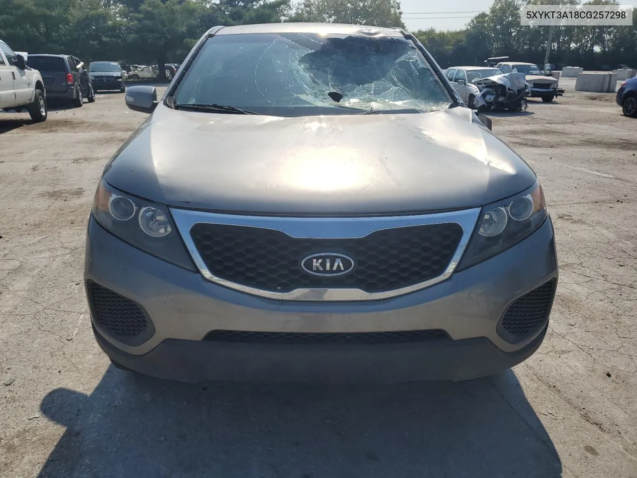 2012 Kia Sorento Base VIN: 5XYKT3A18CG257298 Lot: 68830954