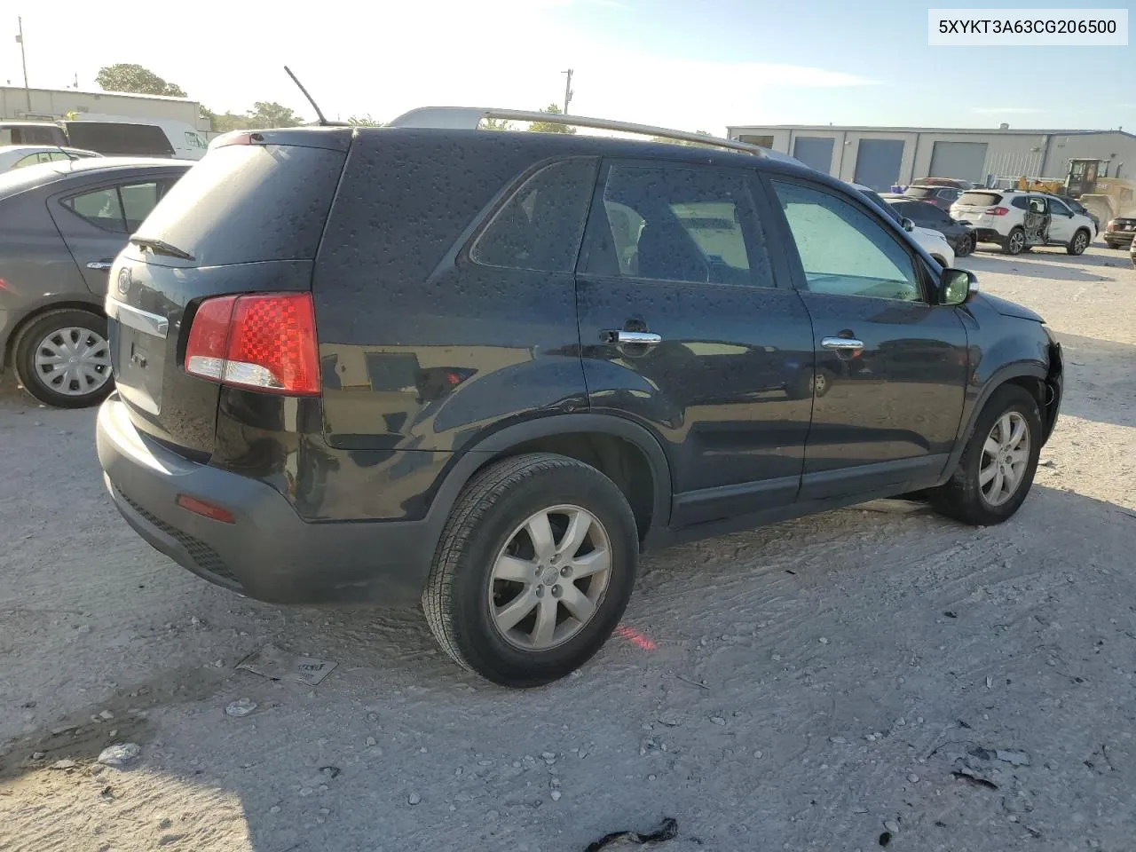 5XYKT3A63CG206500 2012 Kia Sorento Base