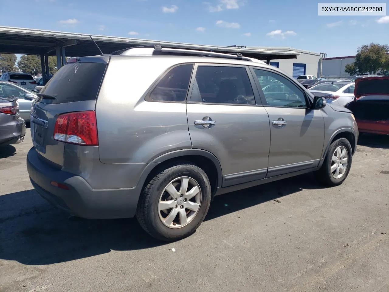 2012 Kia Sorento Base VIN: 5XYKT4A68CG242608 Lot: 70645674