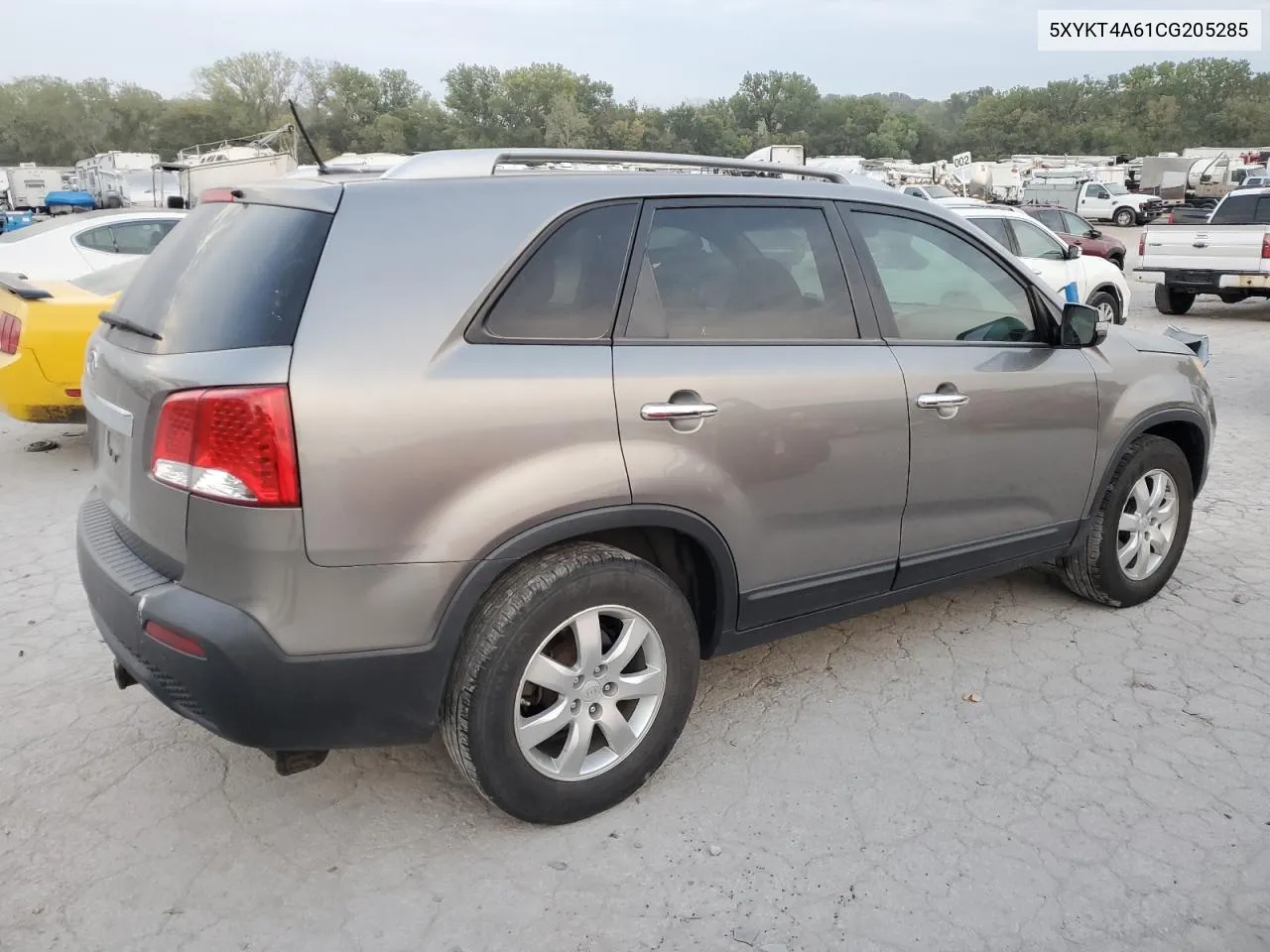 5XYKT4A61CG205285 2012 Kia Sorento Base