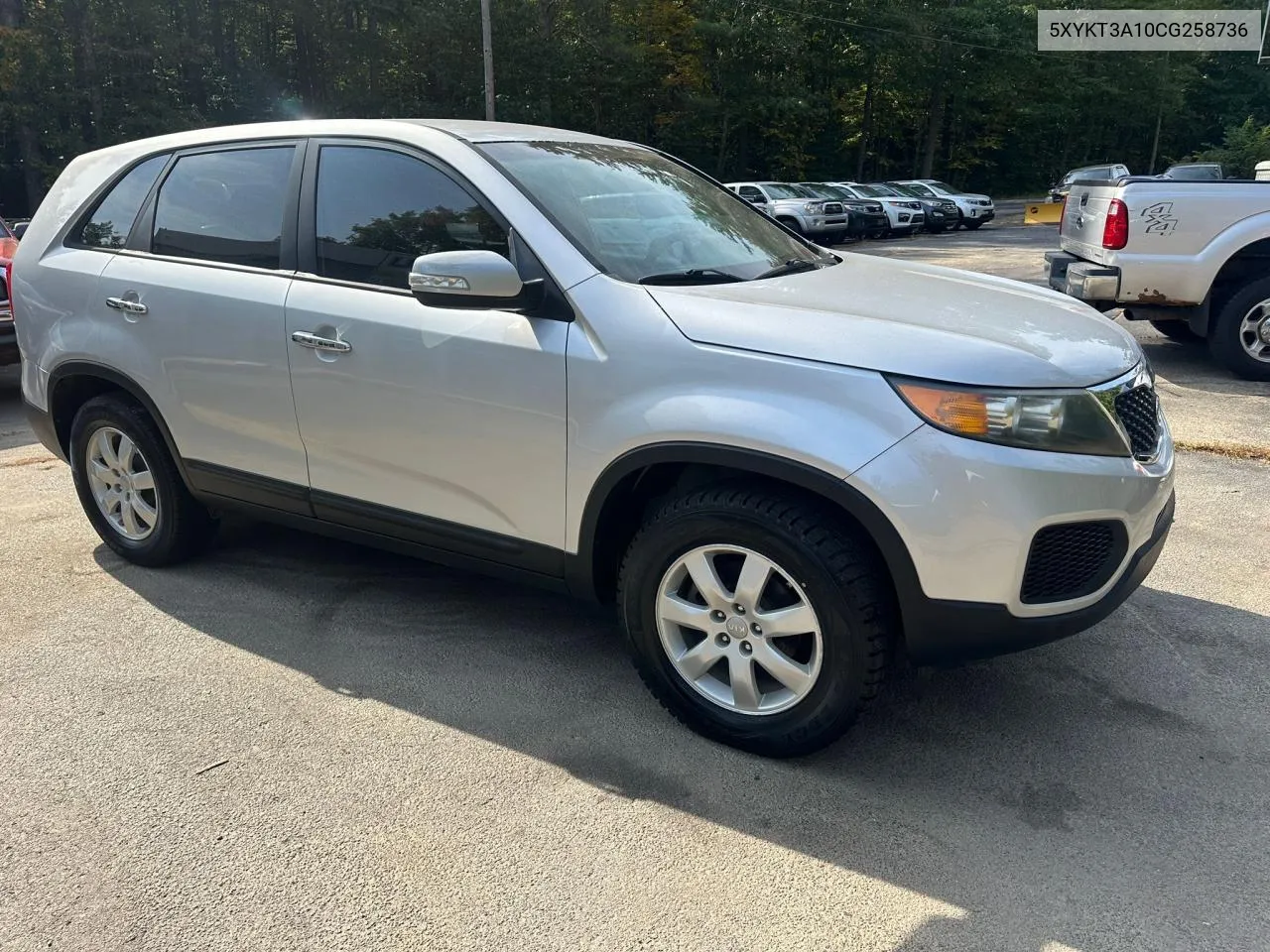 2012 Kia Sorento Base VIN: 5XYKT3A10CG258736 Lot: 72375384