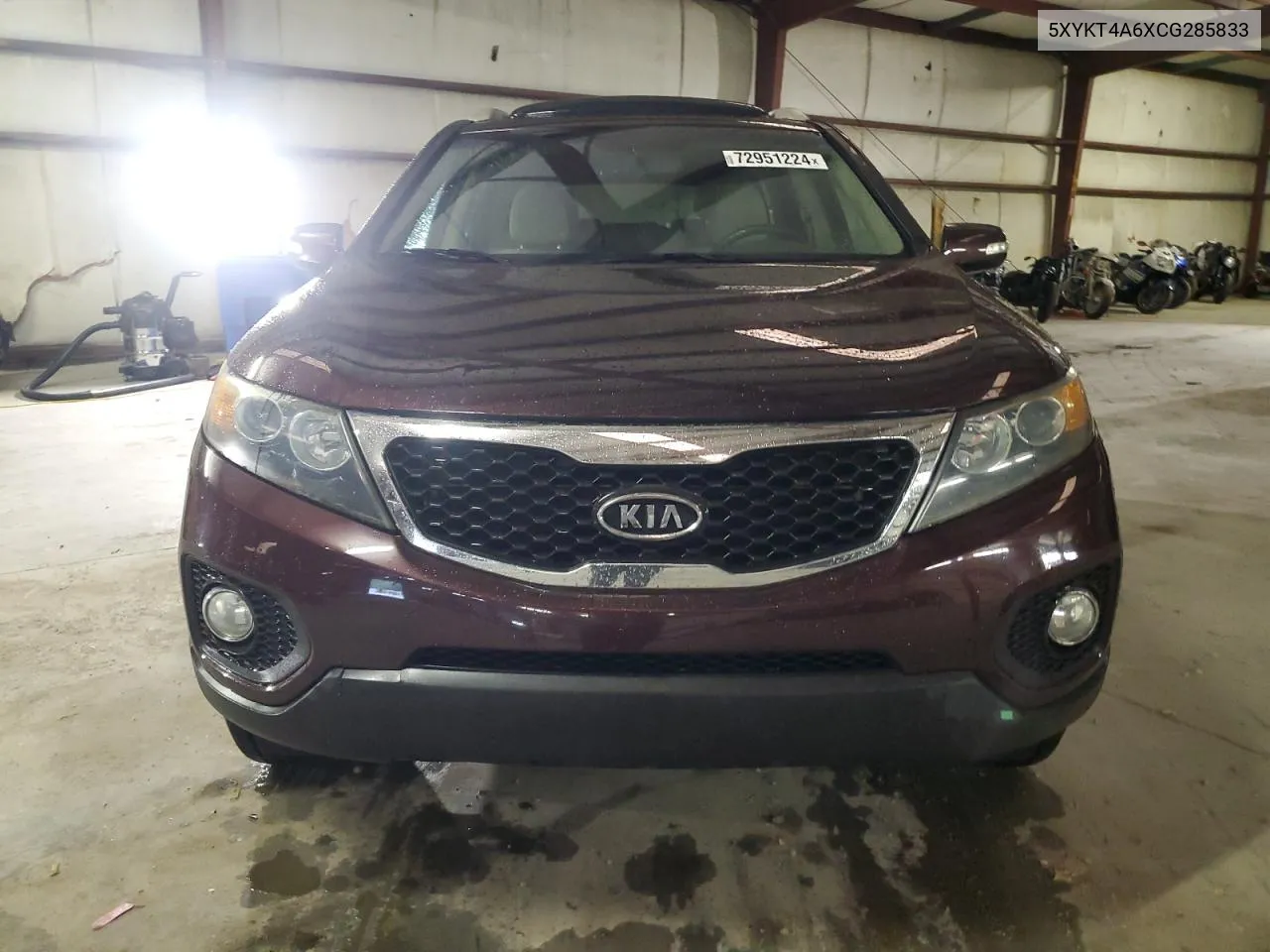 5XYKT4A6XCG285833 2012 Kia Sorento Base