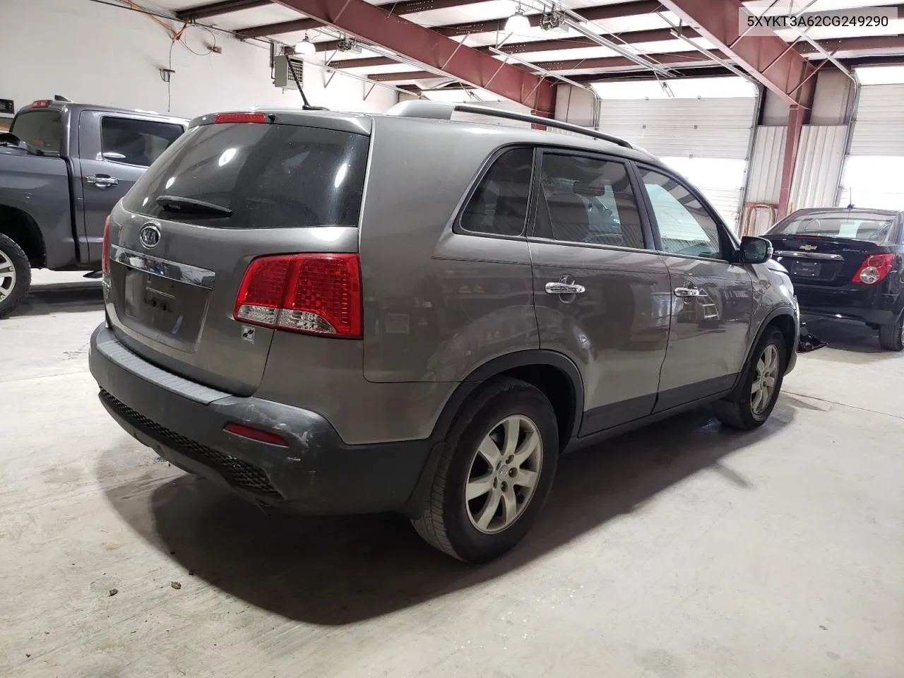 2012 Kia Sorento Base VIN: 5XYKT3A62CG249290 Lot: 76677924