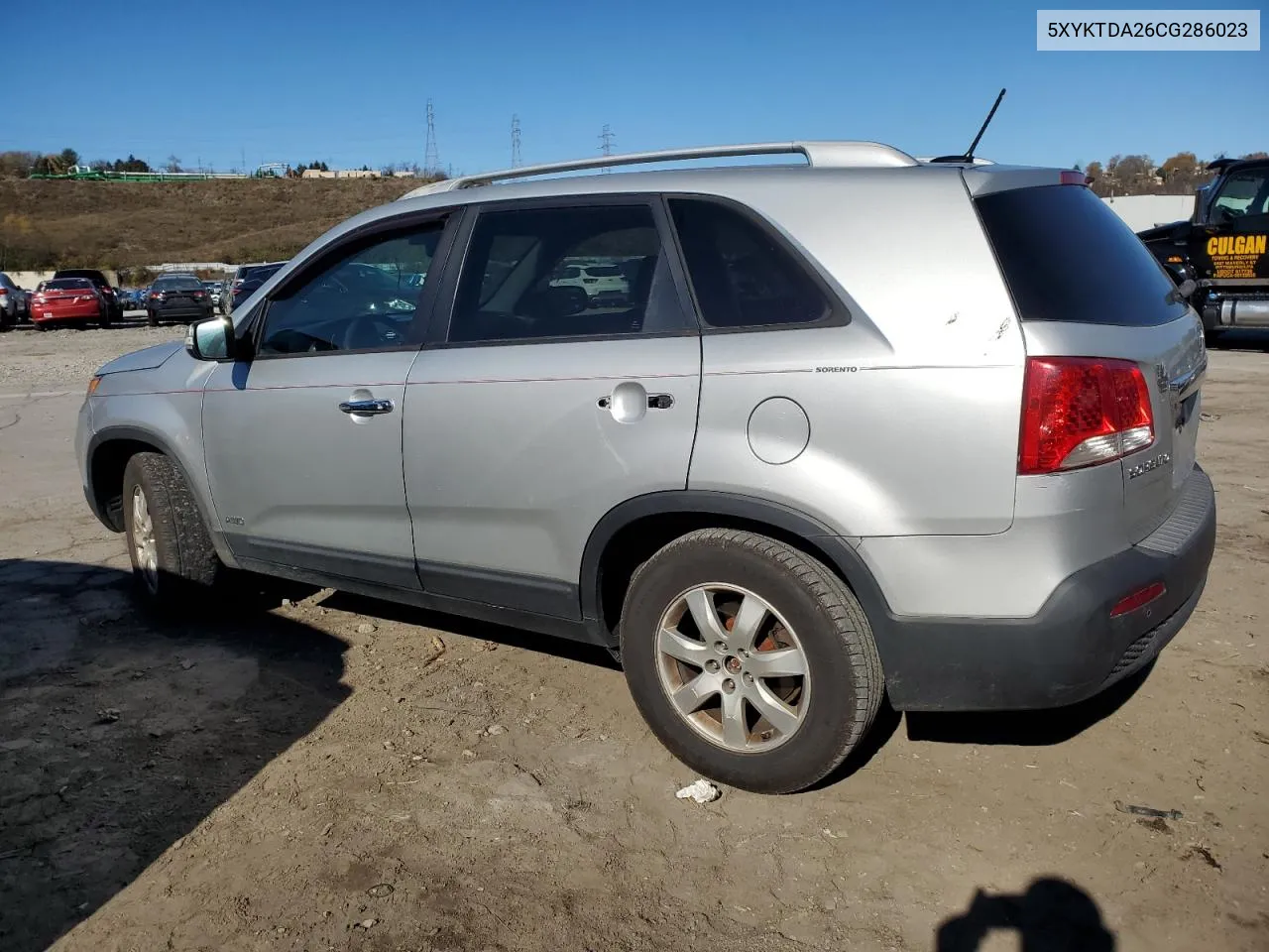 5XYKTDA26CG286023 2012 Kia Sorento Base