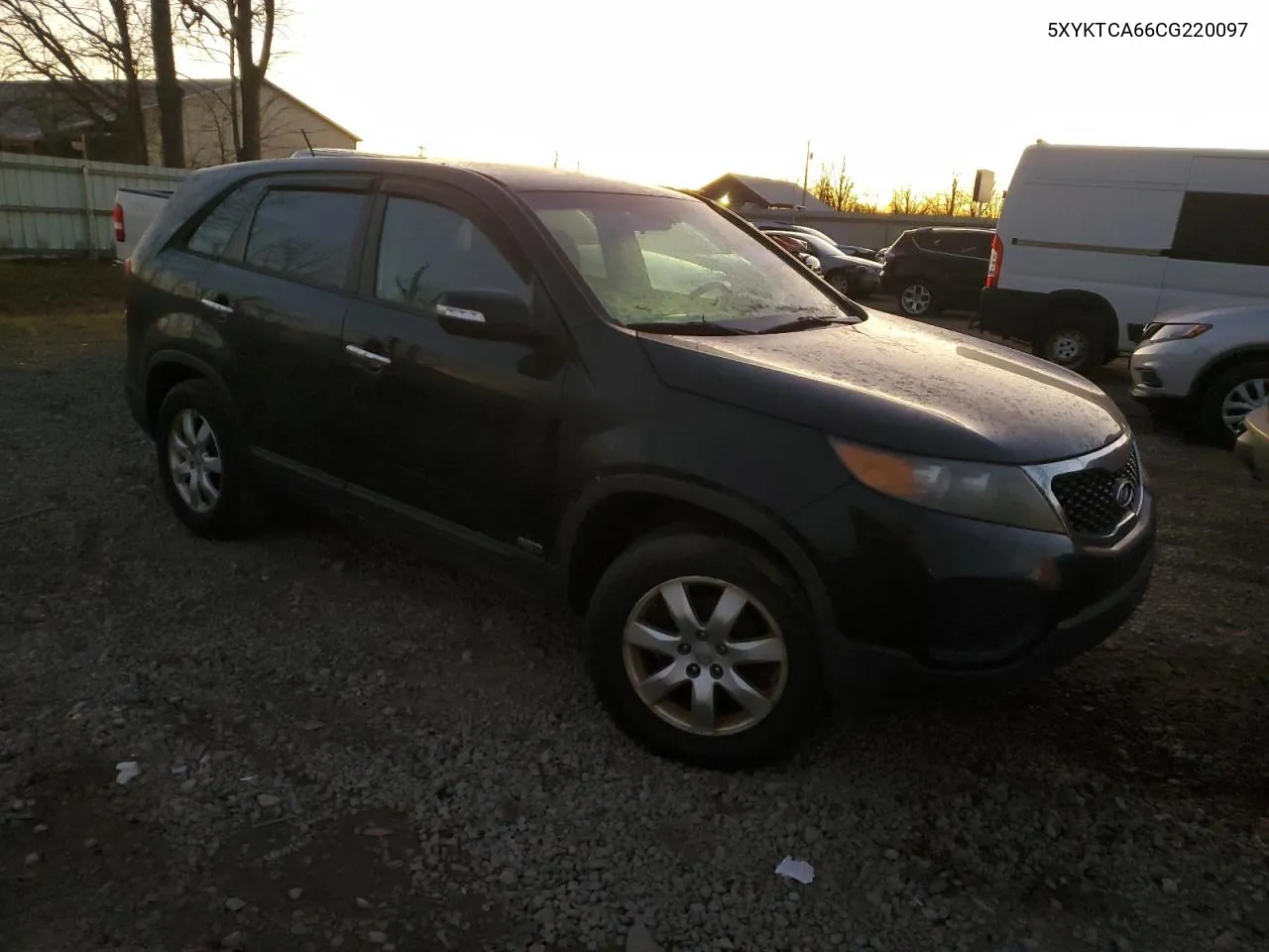 2012 Kia Sorento Base VIN: 5XYKTCA66CG220097 Lot: 80664914