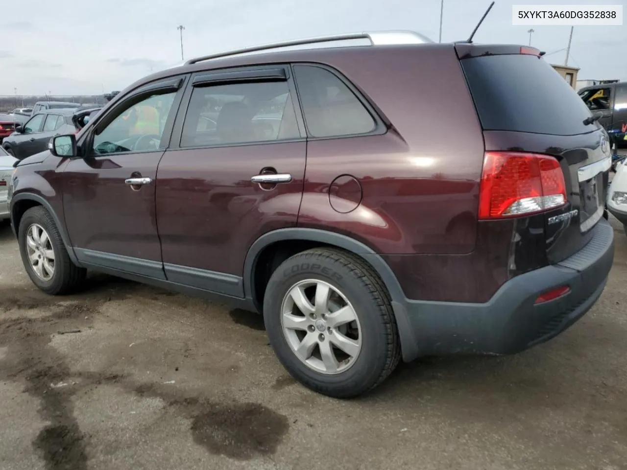 2013 Kia Sorento Lx VIN: 5XYKT3A60DG352838 Lot: 37205804