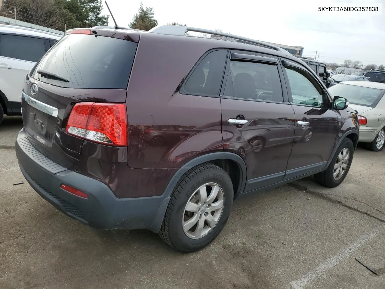 2013 Kia Sorento Lx VIN: 5XYKT3A60DG352838 Lot: 37205804