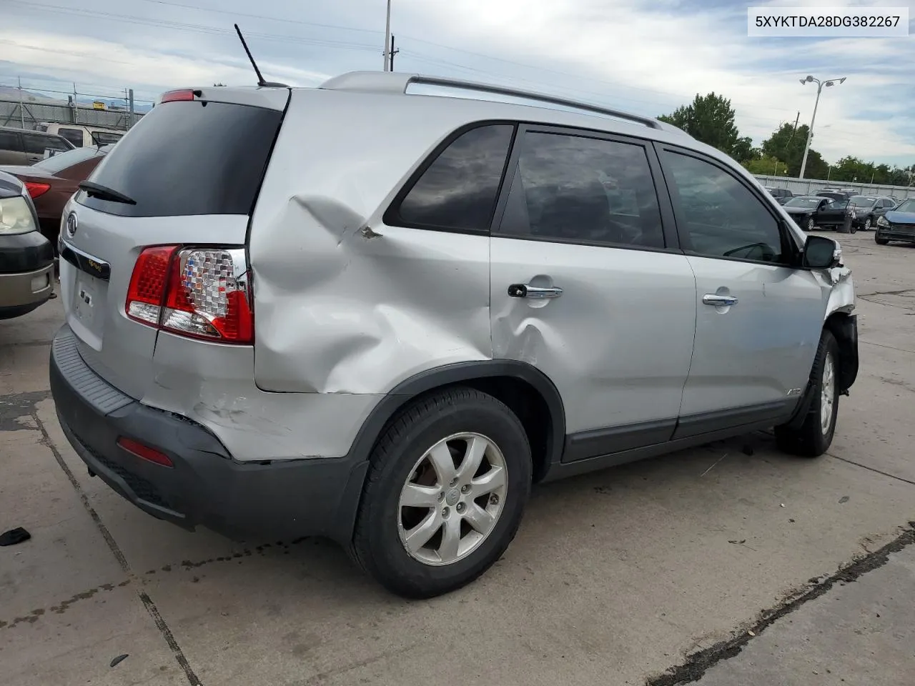 2013 Kia Sorento Lx VIN: 5XYKTDA28DG382267 Lot: 68677594