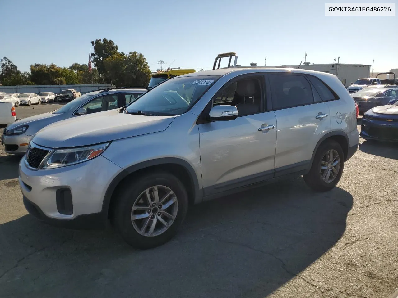 5XYKT3A61EG486226 2014 Kia Sorento Lx