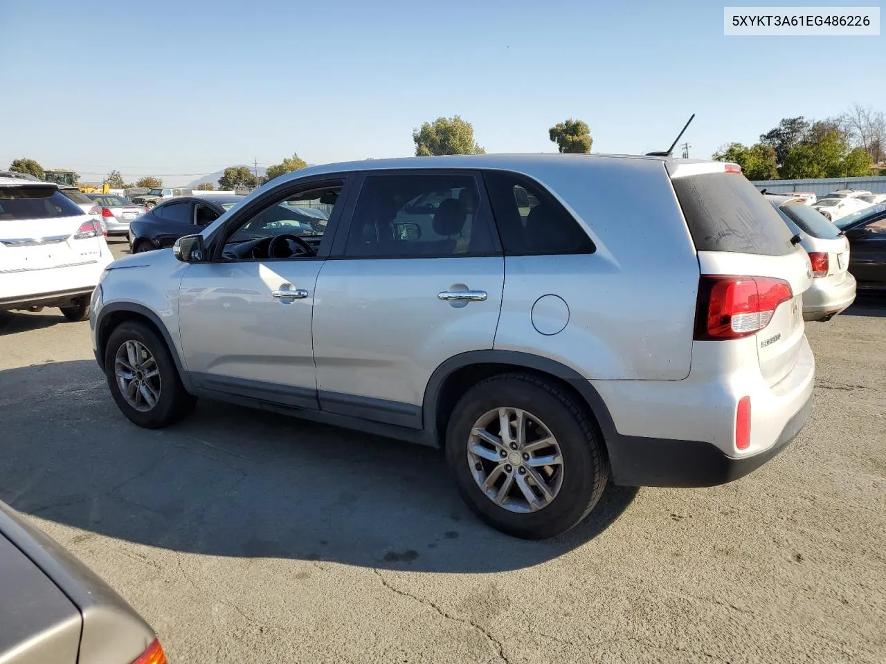 5XYKT3A61EG486226 2014 Kia Sorento Lx