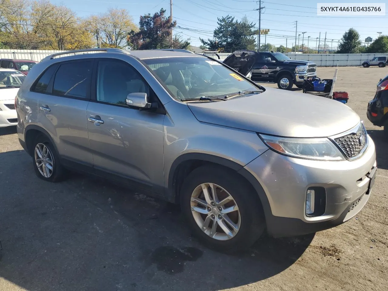 2014 Kia Sorento Lx VIN: 5XYKT4A61EG435766 Lot: 74912064