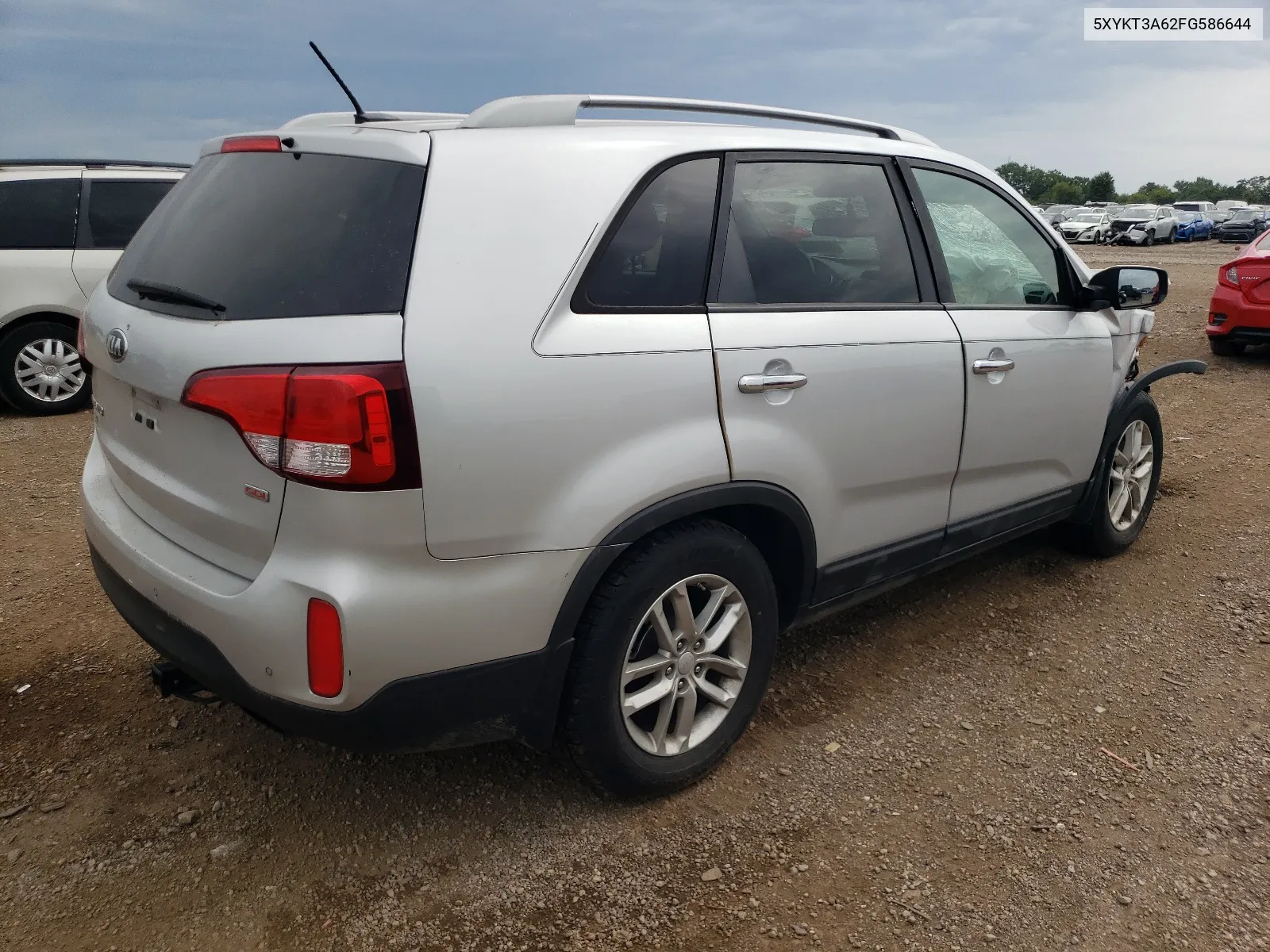 2015 Kia Sorento Lx VIN: 5XYKT3A62FG586644 Lot: 65392074